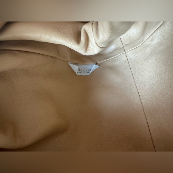 Bottega Veneta Small Pouch - Picture 6 of 6